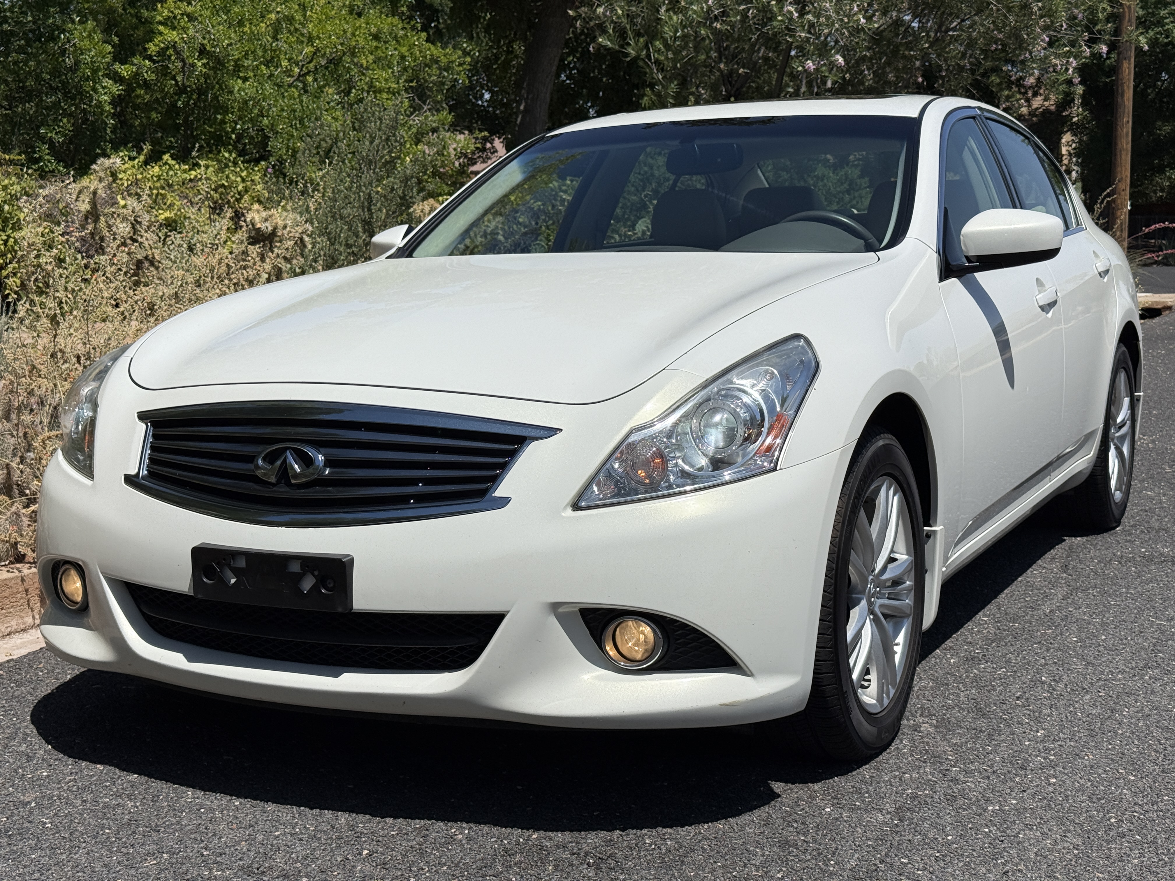 infiniti g sedan 2012 JN1CV6AR9CM977233 image infiniti g sedan 2012 JN1CV6AR9CM977233 image